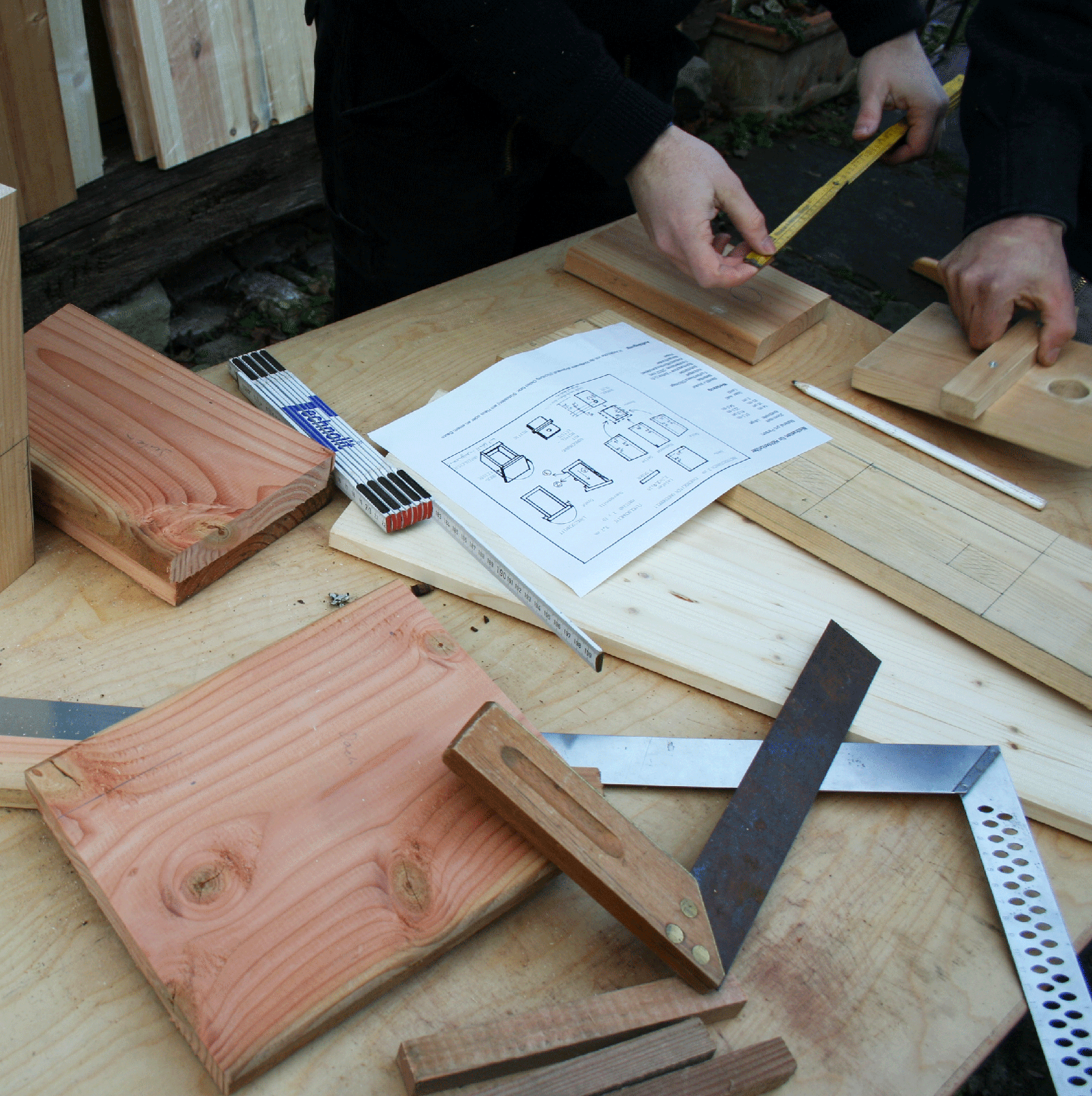 Altes Holz für junge Ideen – ein Tag in der Holzwerkstatt für Jugendliche ab 16 Jahren und Erwachsene